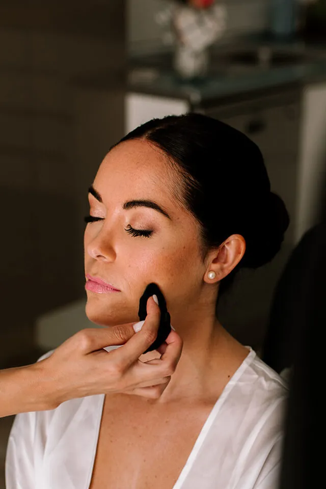Novia maquillada y peinada por Anartist