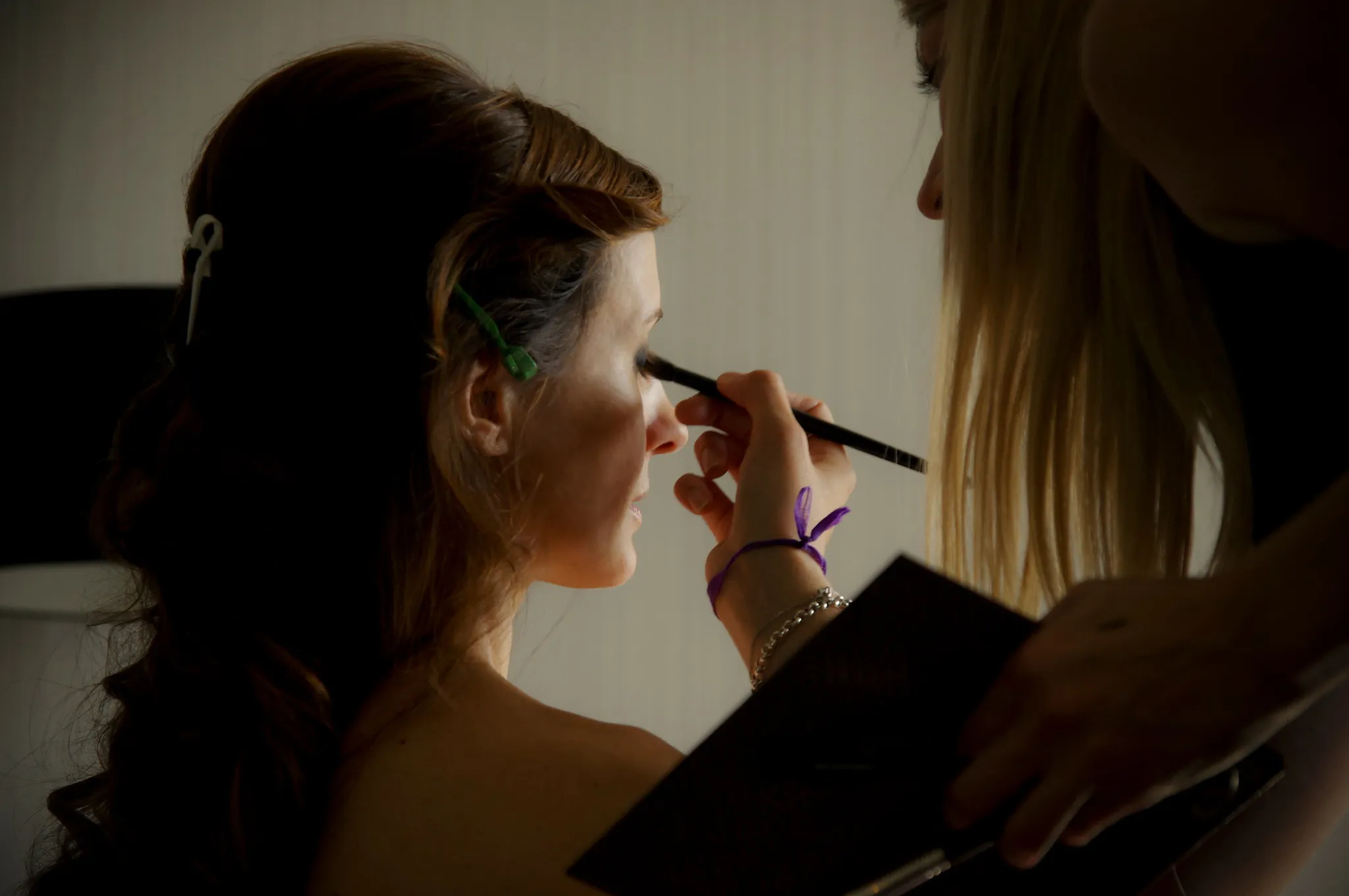 Novia maquillada y peinada por Anartist
